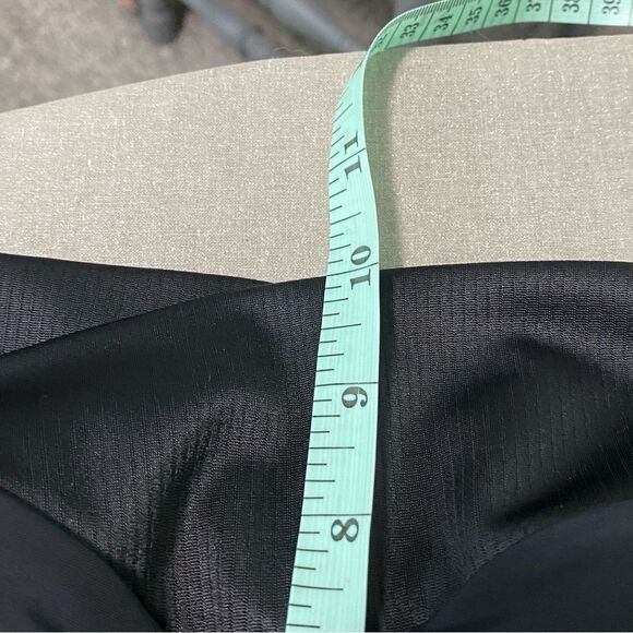 BEROY CYCLE SHORTS - SIZE 3XL BLACK WITH OMBRÉ NEON STRIPE - EXC COND B7 - Picture 11 of 14